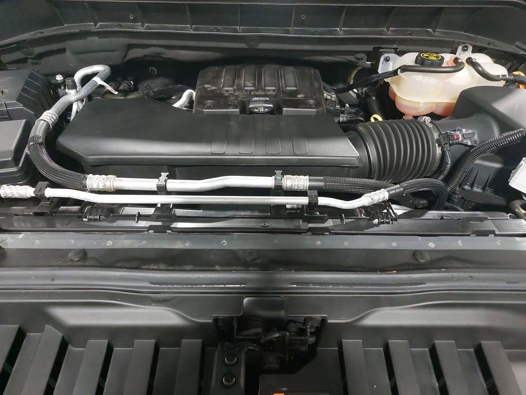 Used 2023 Chevrolet Silverado 1500 LT image 31