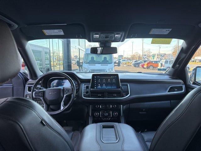 Used 2022 Chevrolet Suburban RST w/ Sport Performance Package image 14