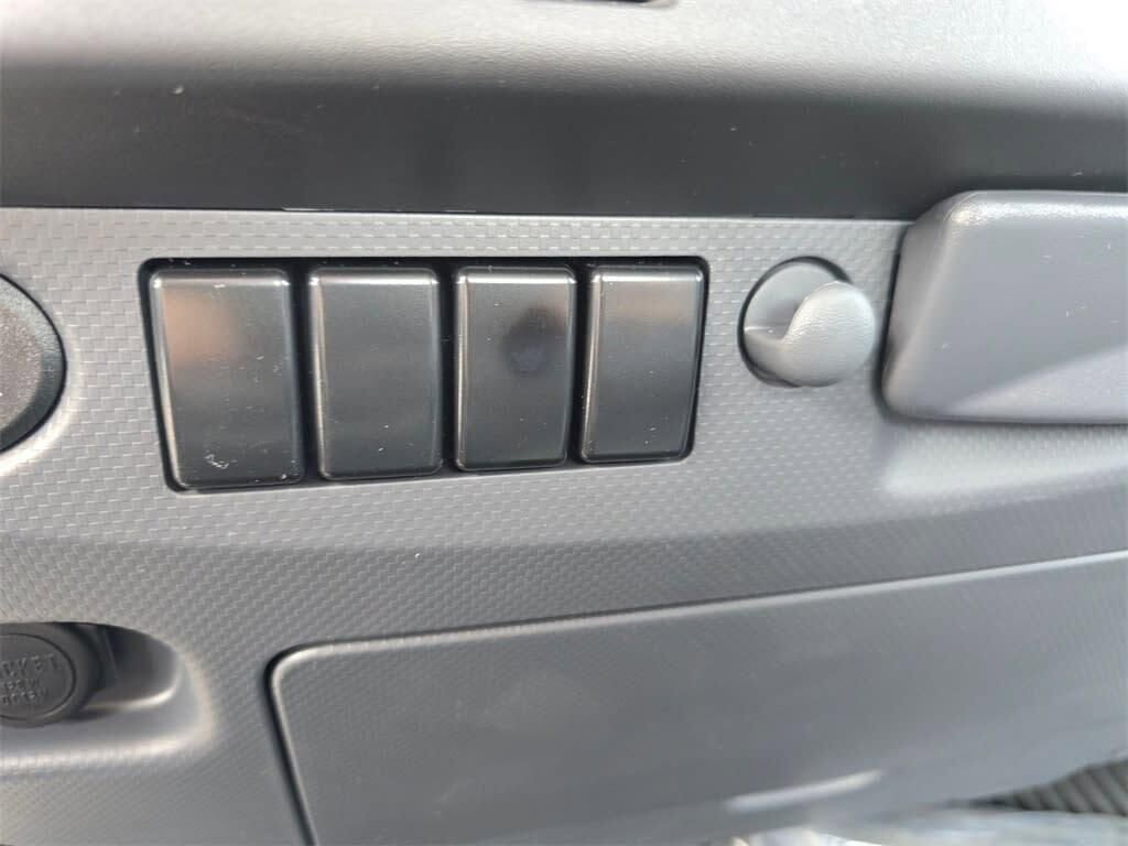 New 2024 Chevrolet Low Cab Forward image 21