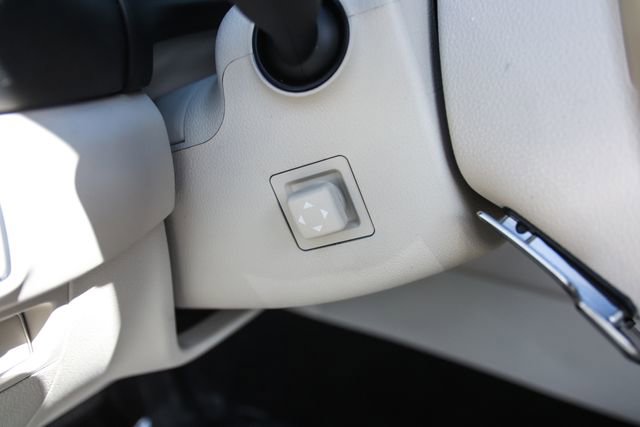 Used 2020 Genesis G90 3.3T Premium image 61