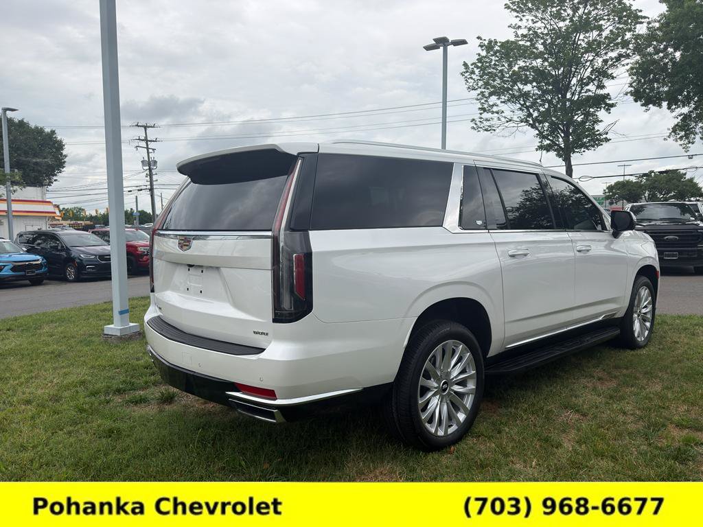 Used 2023 Cadillac Escalade ESV Luxury AWD/4WD image 7