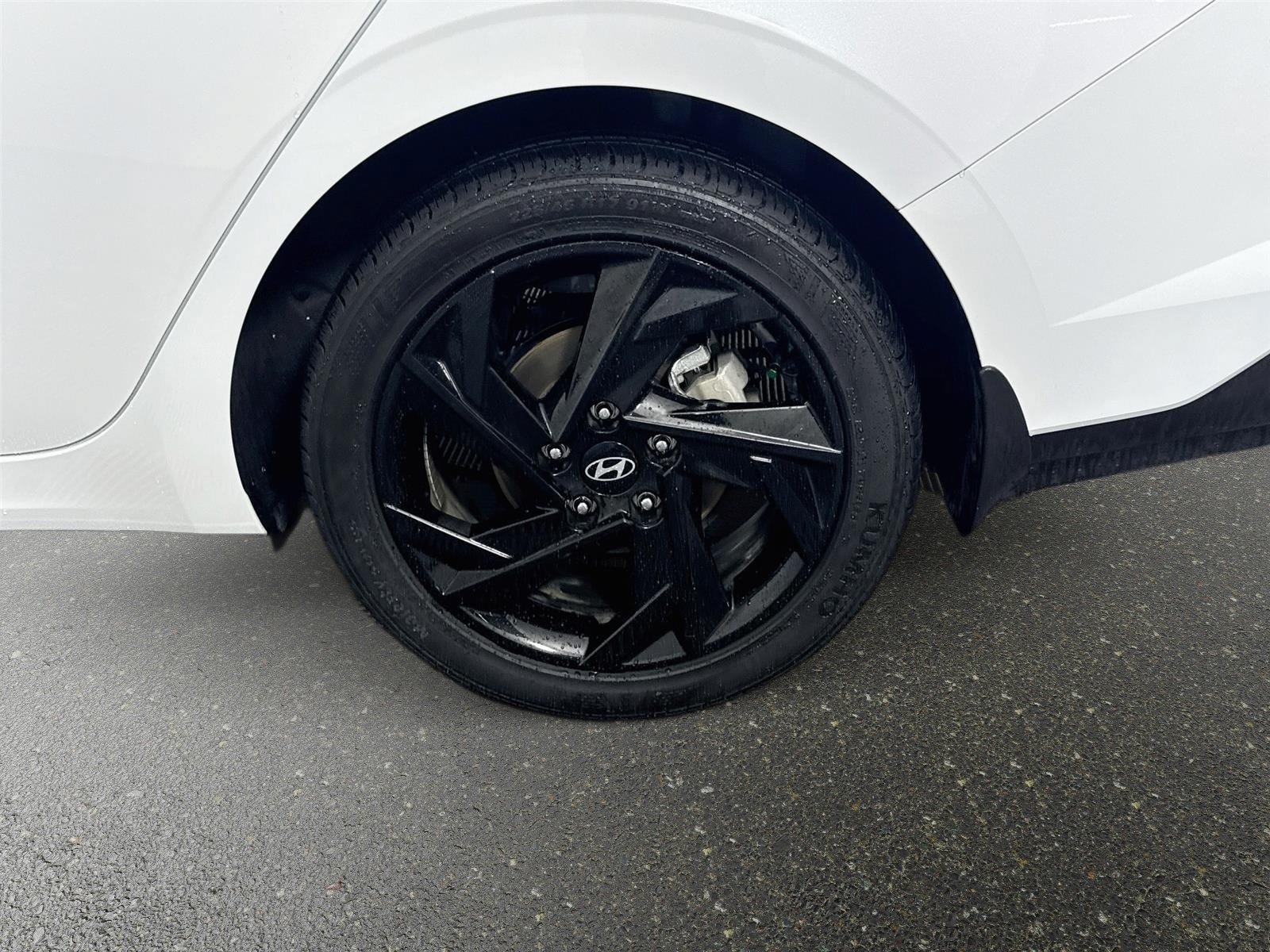 Certified 2026 Hyundai Elantra Sport FWD image 28