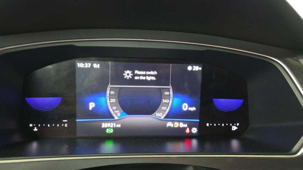 Used 2022 Volkswagen Tiguan S image 17