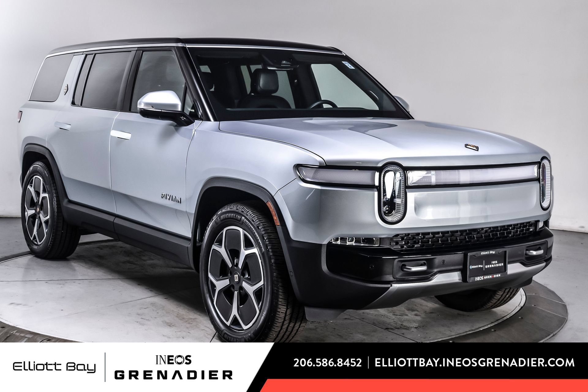 Used 2024 Rivian R1S Adventure AWD/4WD image 1