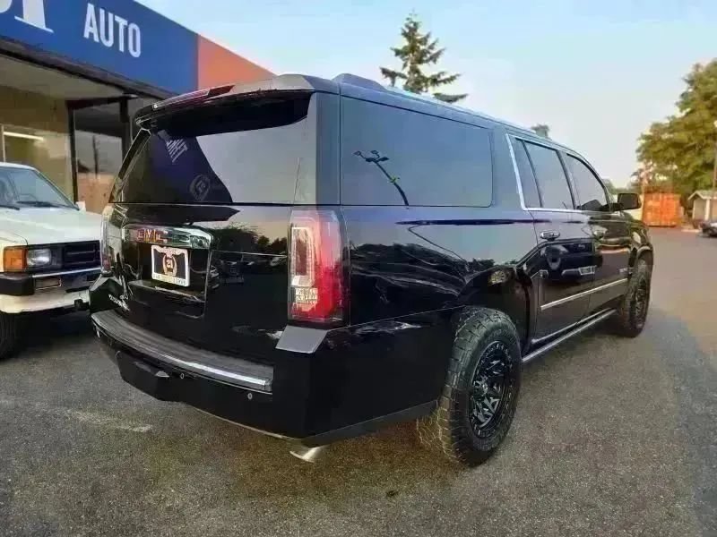 Used 2018 GMC Yukon XL Denali w/ Denali Ultimate Package AWD/4WD image 33