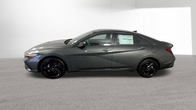 New 2026 Hyundai Elantra Sport FWD image 5