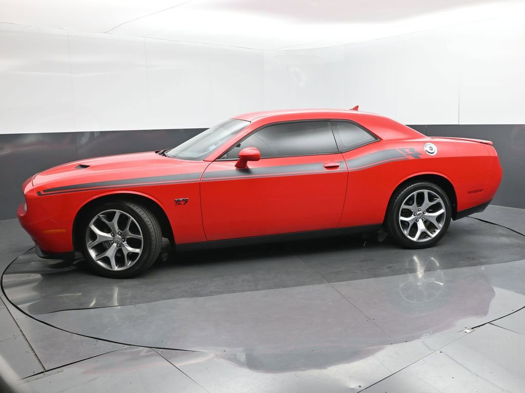 Used 2015 Dodge Challenger R/T w/ Quick Order Package 28B R/T image 2
