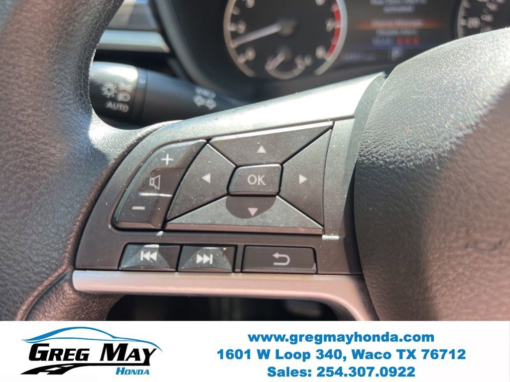 Used 2024 Nissan Altima 2.5 SV image 23