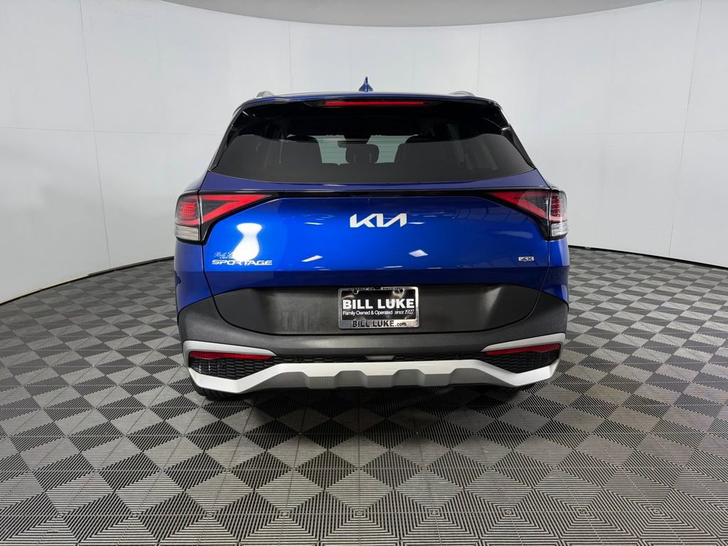 Used 2024 Kia Sportage EX image 8