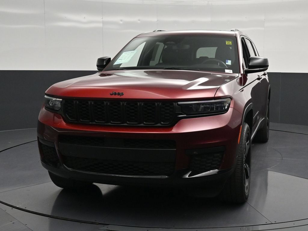 Used 2023 Jeep Grand Cherokee L Laredo AWD/4WD image 6