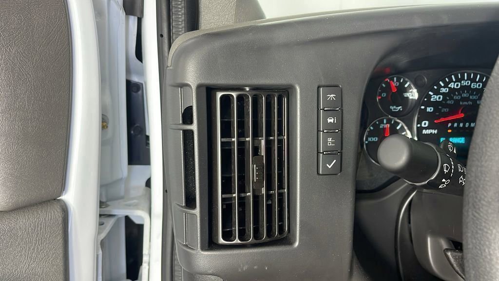 New 2025 Chevrolet Express 2500 Extended w/ Communications Package image 30