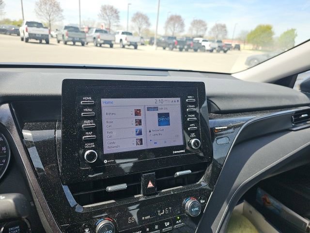 Used 2024 Toyota Camry SE w/ Convenience Package FWD image 10