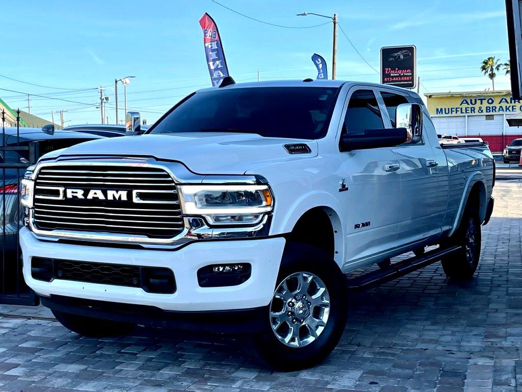 Used 2020 RAM 3500 Laramie AWD/4WD image 1