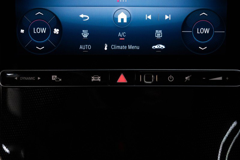 Certified 2026 Mercedes-Benz GLC 300 image 25