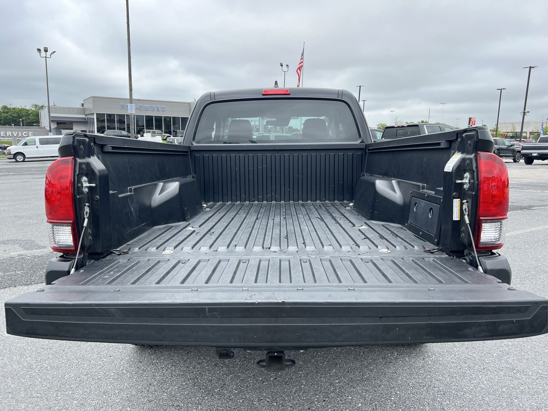 Used 2022 Toyota Tacoma SR AWD/4WD image 24
