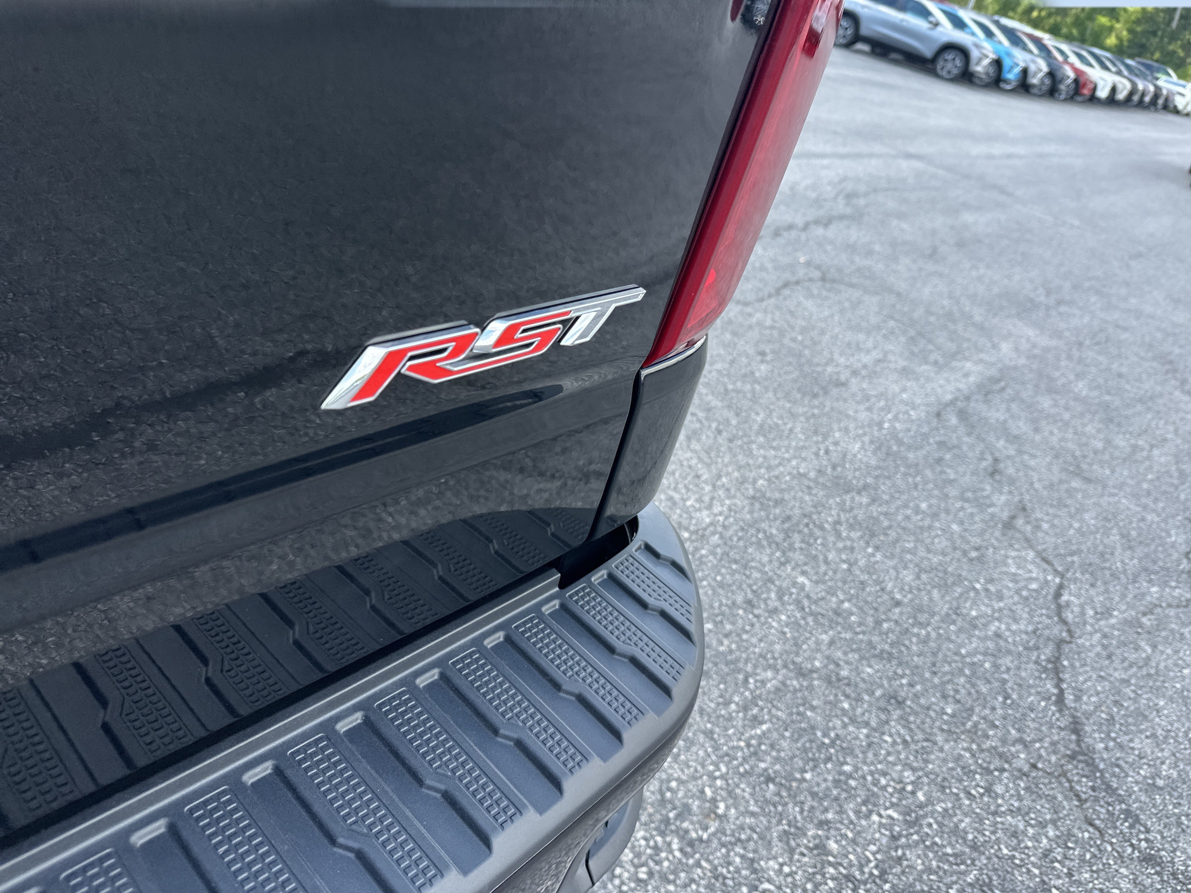New 2026 Chevrolet Silverado 1500 RST w/ RST Select Package AWD/4WD image 6