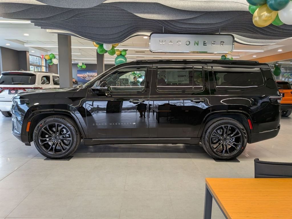 New 2026 Jeep Grand Wagoneer Summit w/ Premium Group III image 2