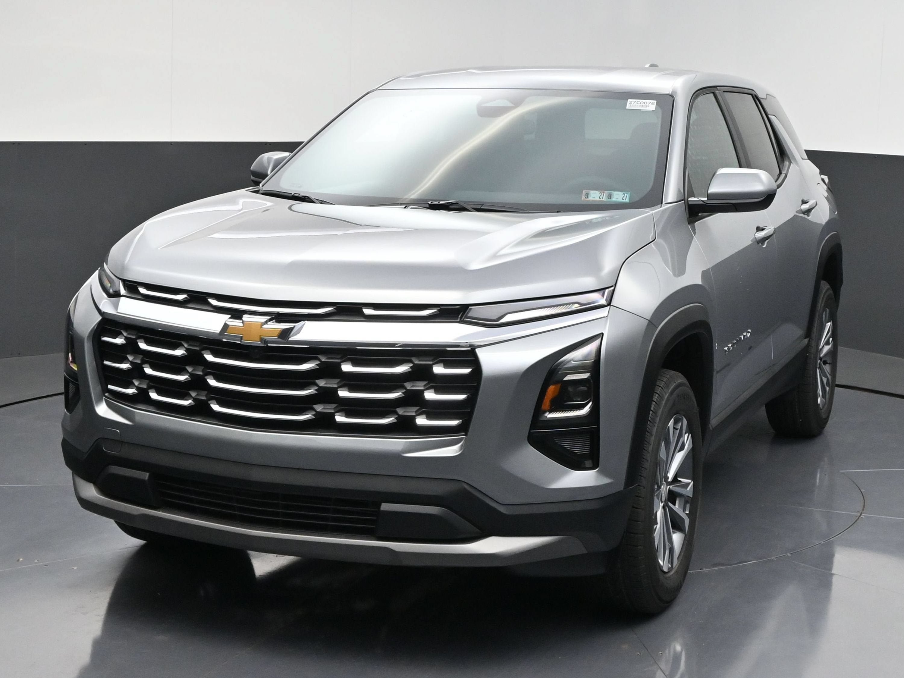 New 2027 Chevrolet Equinox LT FWD image 4