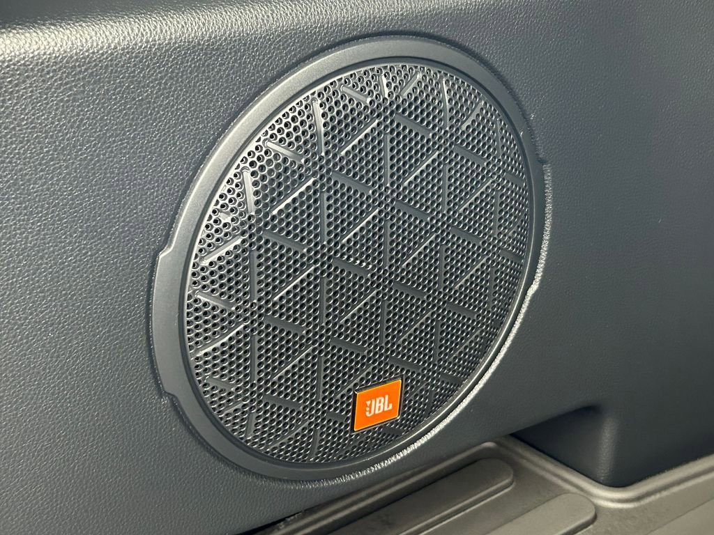 Used 2025 Toyota RAV4 Limited image 43