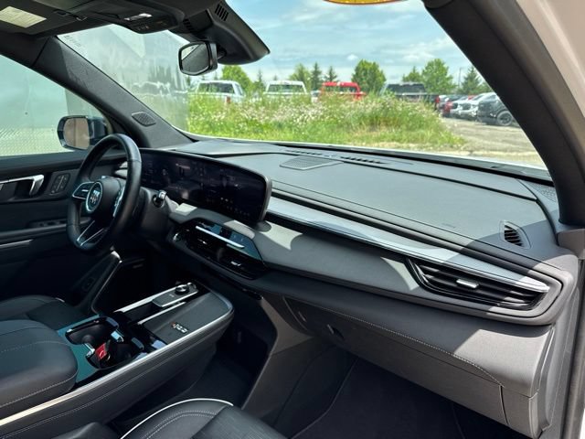 Used 2025 Buick Enclave Sport Touring w/ Power Package FWD image 28