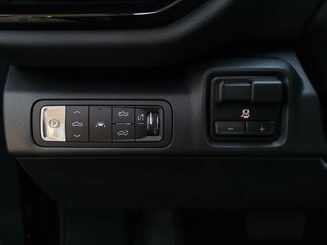 New 2024 Chevrolet Silverado EV RST AWD/4WD image 16