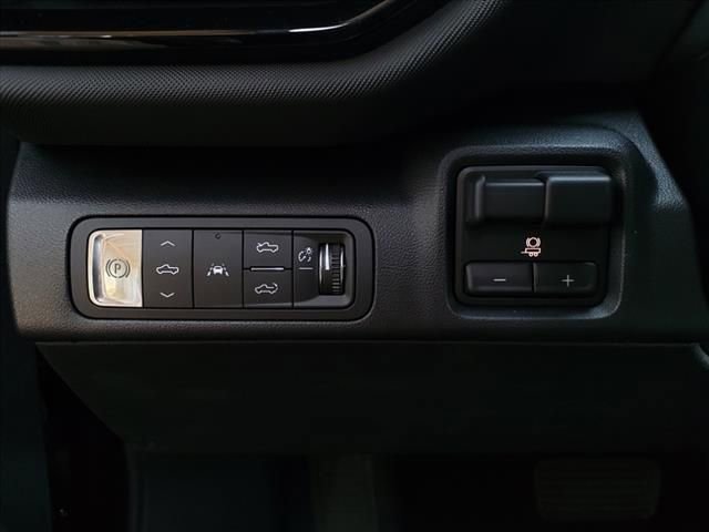 New 2024 Chevrolet Silverado EV RST AWD/4WD image 16