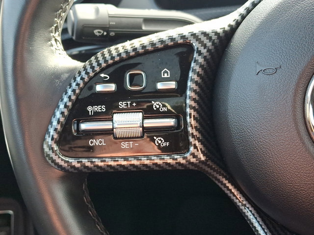 Used 2023 Mercedes-Benz CLA 250 4MATIC image 21