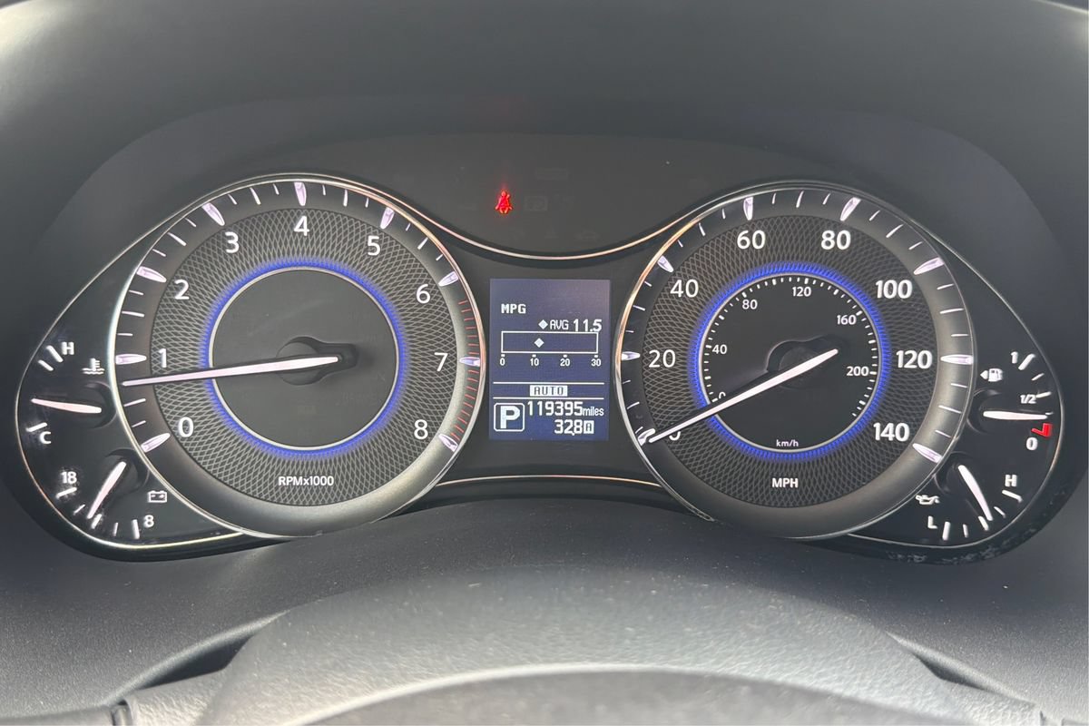 Used 2014 INFINITI QX80 4WD w/ Theater Package image 17