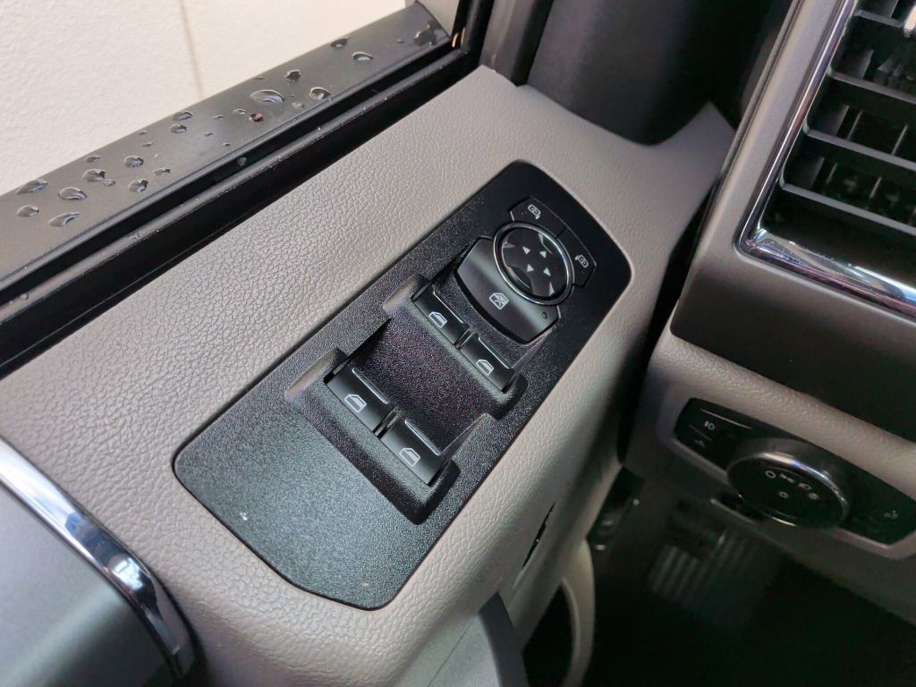 Used 2016 Ford F150 XLT w/ Equipment Group 302A Luxury image 25