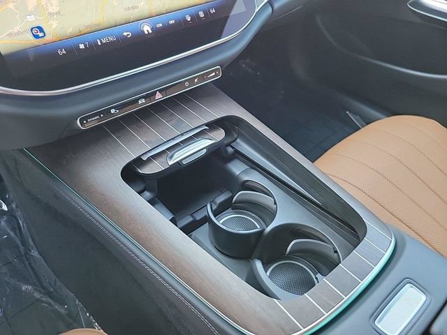 Certified 2025 Mercedes-Benz E 350 4MATIC Sedan image 32