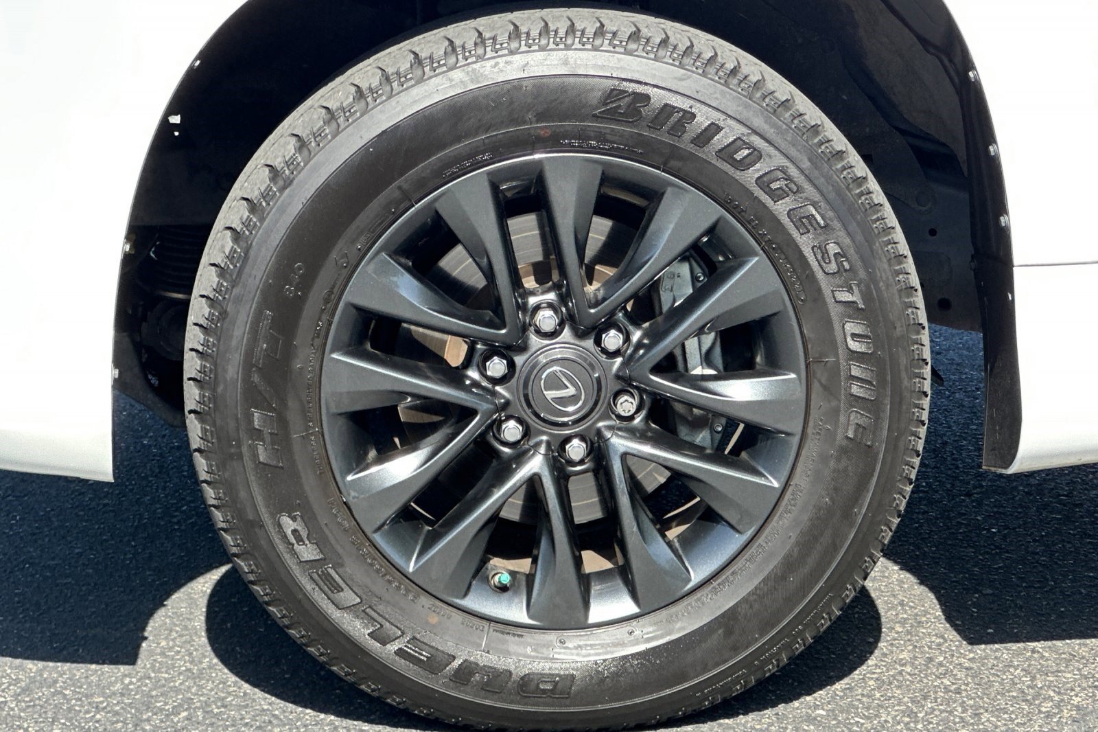 Certified 2022 Lexus GX 460 Premium w/ Premium Package AWD/4WD image 37