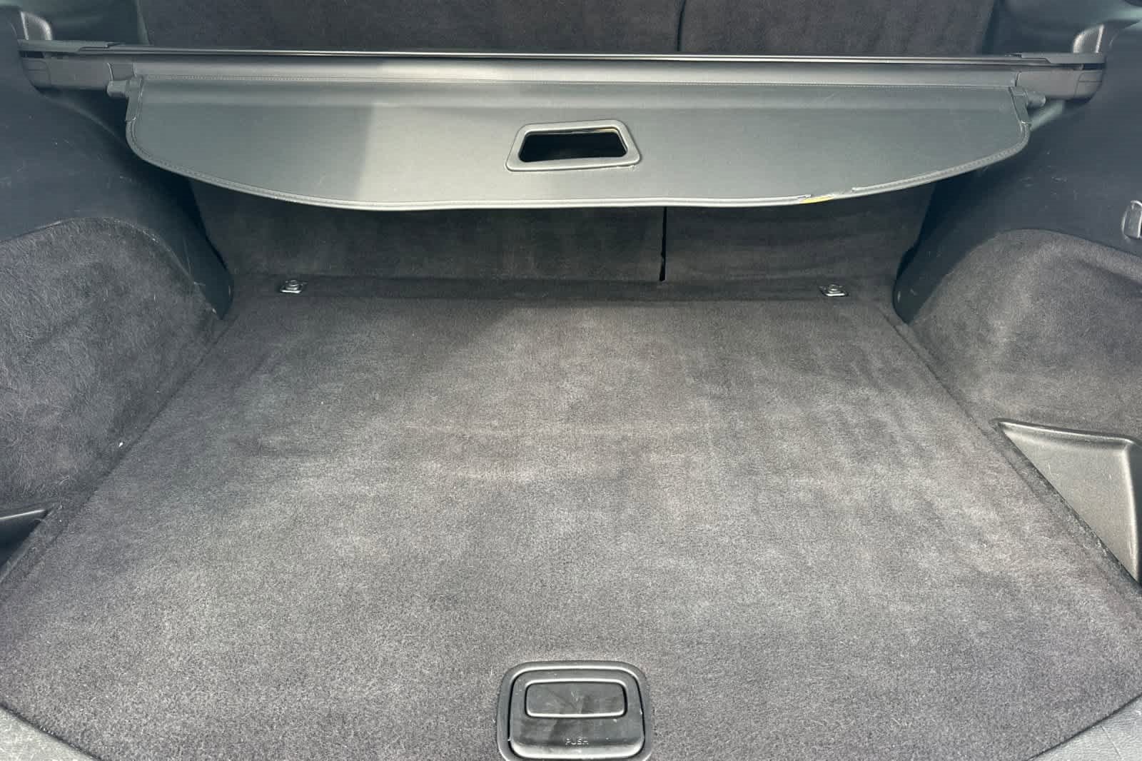 Used 2018 Jeep Grand Cherokee Altitude image 15