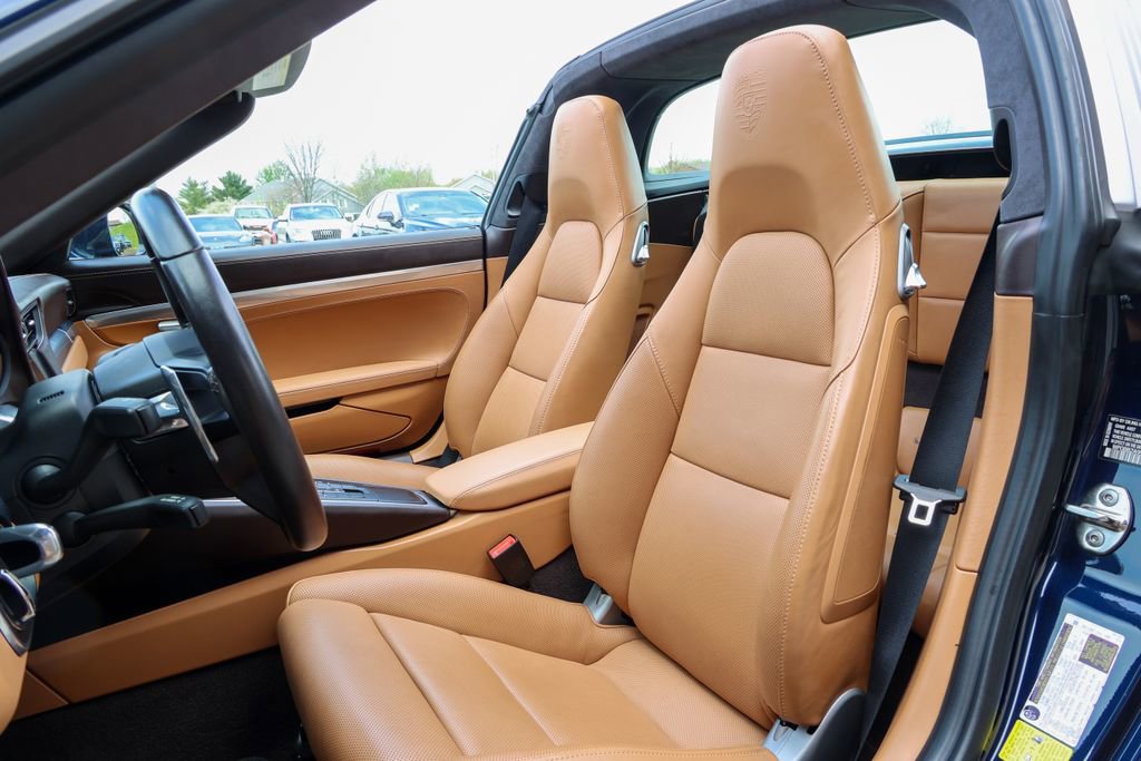 Certified 2017 Porsche 911 Targa 4S AWD/4WD image 5