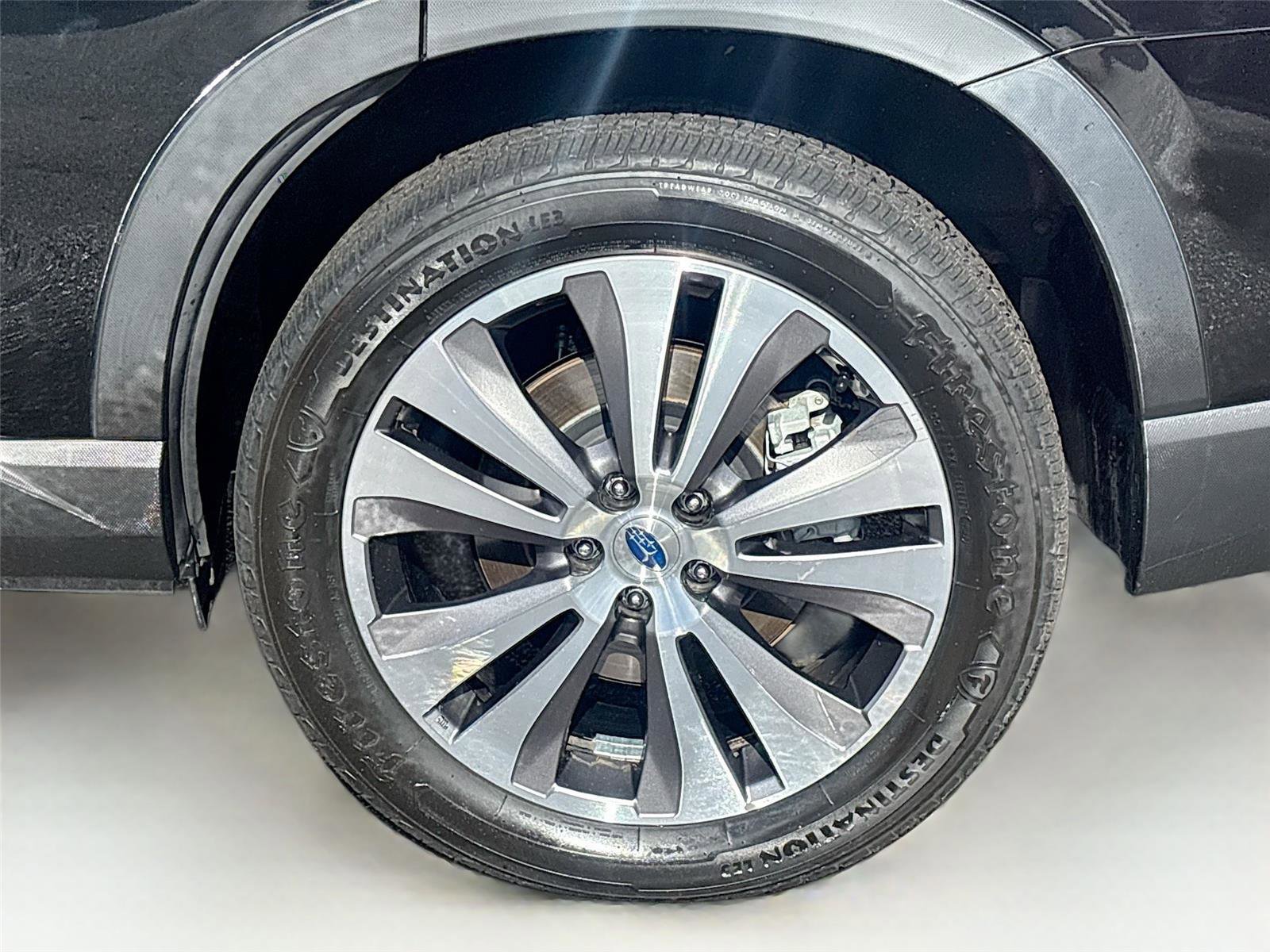 Used 2022 Subaru Ascent Limited image 33