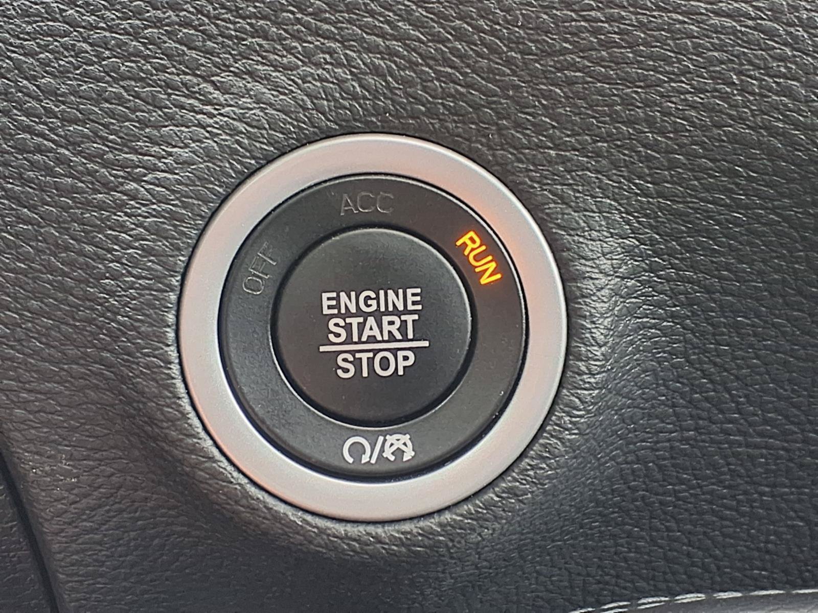 Used 2023 Dodge Challenger SXT RWD image 10