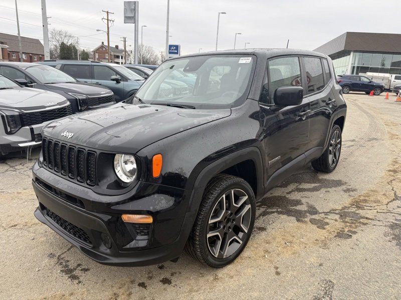 Used 2021 Jeep Renegade Sport image 3