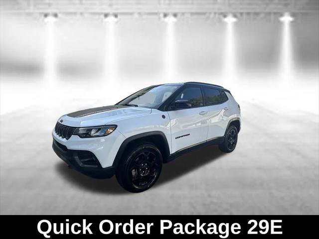 Certified 2023 Jeep Compass Trailhawk AWD/4WD image 3
