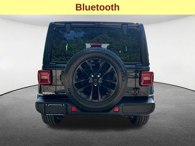 Used 2025 Jeep Wrangler Unlimited Sahara w/ Safety Group AWD/4WD image 11