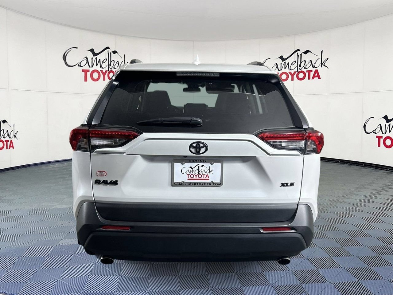 Used 2025 Toyota RAV4 XLE Premium w/ Weather Package FWD image 7