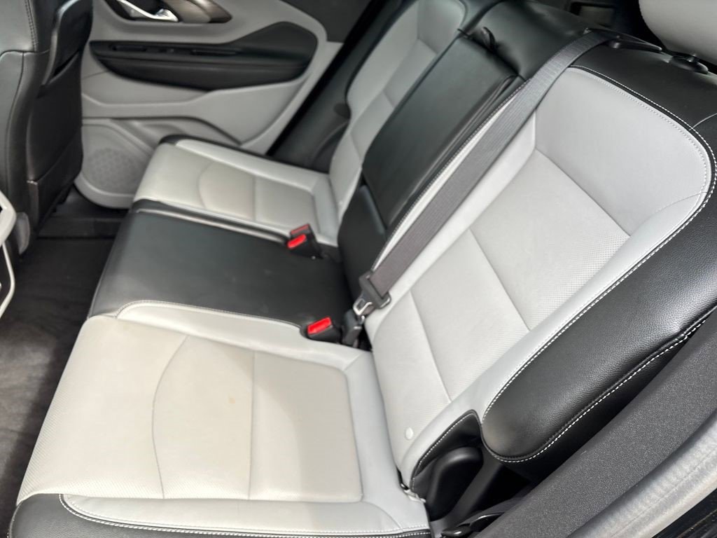 Certified 2024 GMC Terrain SLT w/ Infotainment Package II image 17