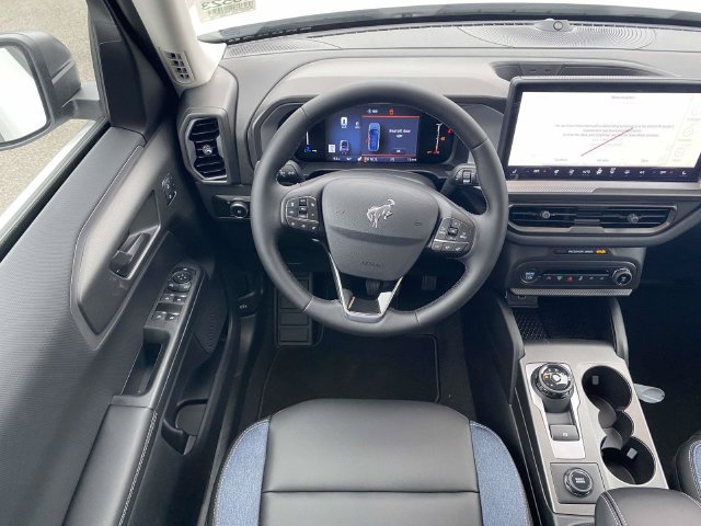 New 2026 Ford Bronco Sport Outer Banks w/ Outer Banks Tech Package+ AWD/4WD image 10