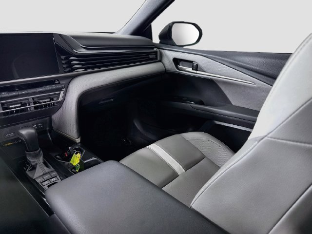 Certified 2025 Toyota Camry SE FWD image 23