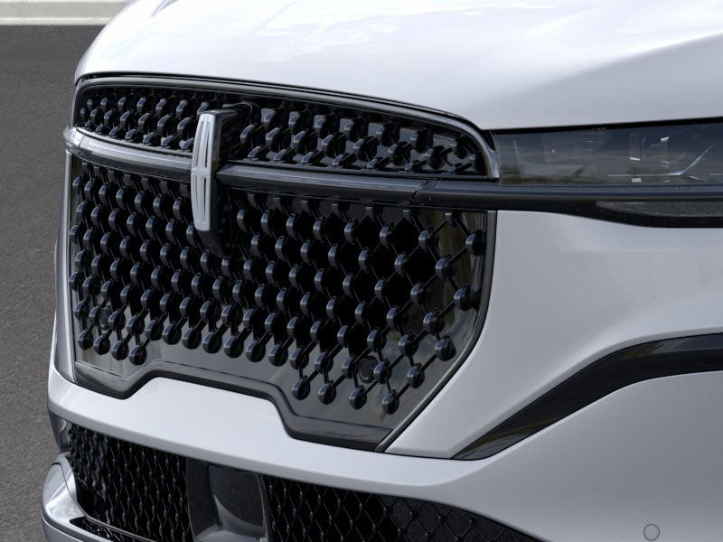 New 2026 Lincoln Nautilus Black Label w/ Jet Appearance Package image 17