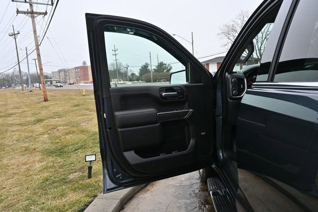 Used 2020 Chevrolet Silverado 1500 LTZ w/ LTZ Premium Package image 25