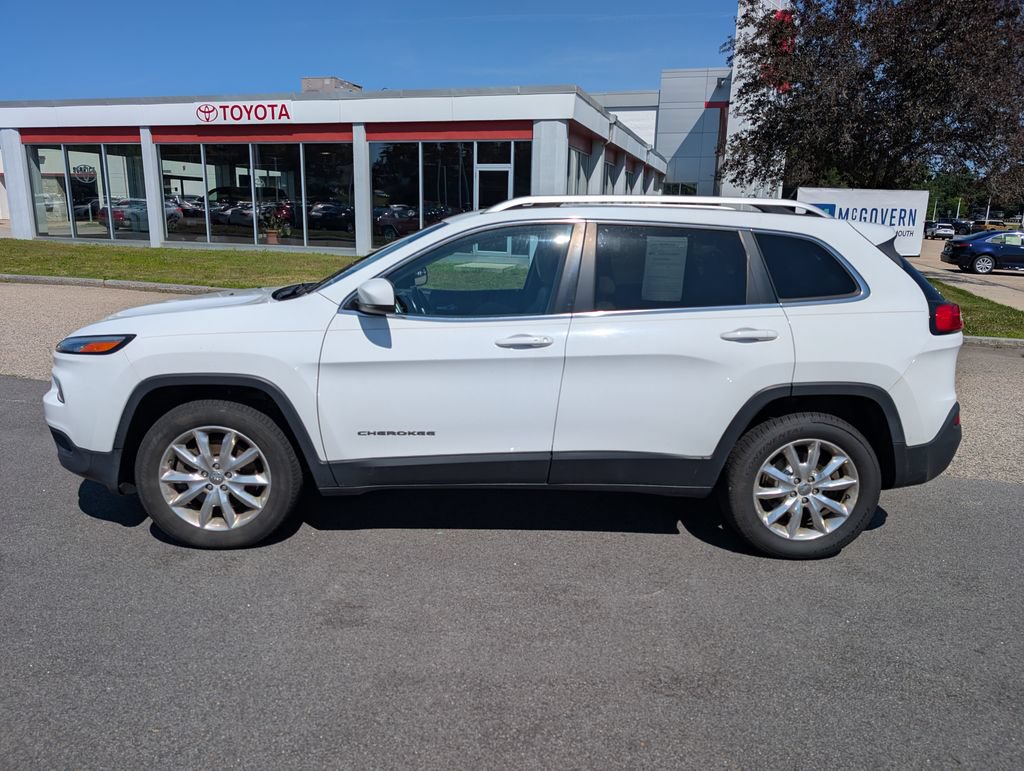 Used 2015 Jeep Cherokee Limited AWD/4WD image 2
