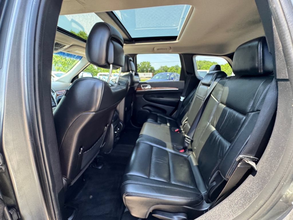 Used 2011 Jeep Grand Cherokee Limited w/ Trailer Tow Group IV AWD/4WD image 36
