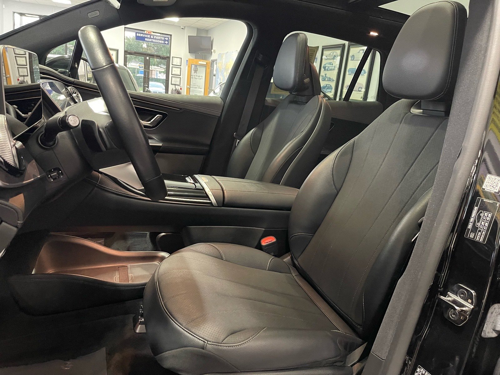 Used 2024 Mercedes-Benz EQE 350+ SUV image 25
