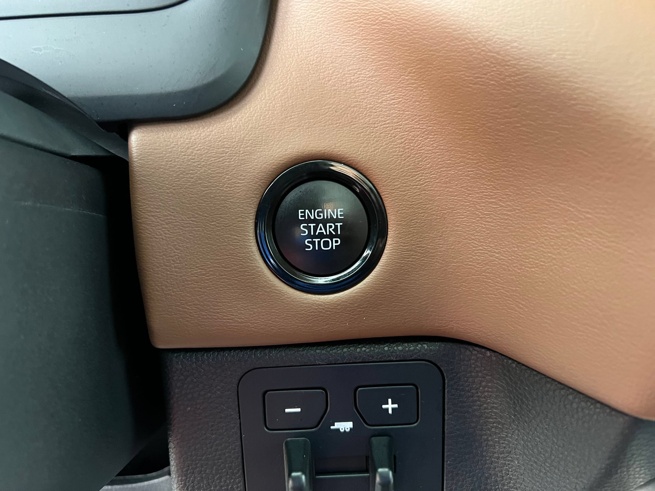 Certified 2025 Toyota Tundra 1794 Edition AWD/4WD image 18