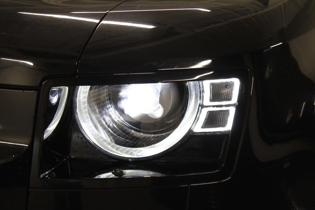 Certified 2024 Land Rover Defender 130 V8 image 11