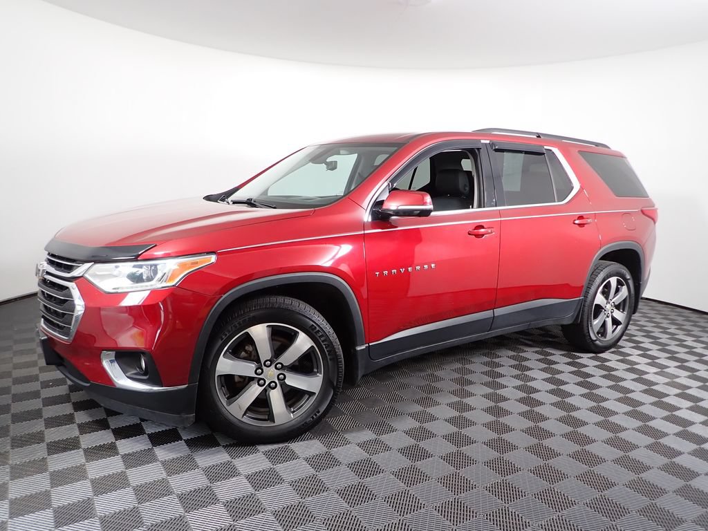 Used 2020 Chevrolet Traverse LT w/ LT Premium Package AWD/4WD image 14